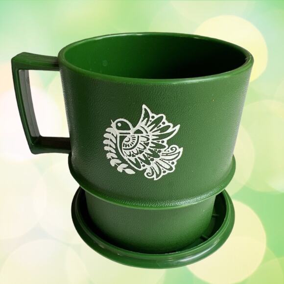 Vintage Tupperware Green Dove Mug Coaster Plates Set Holiday RARE 11pc Set - Picture 5 of 10